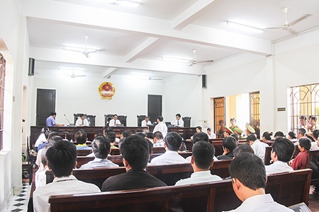 Toàn cảnh phiên tòa xét xử nguyên Đại úy CSGT Ngô Văn Vinh