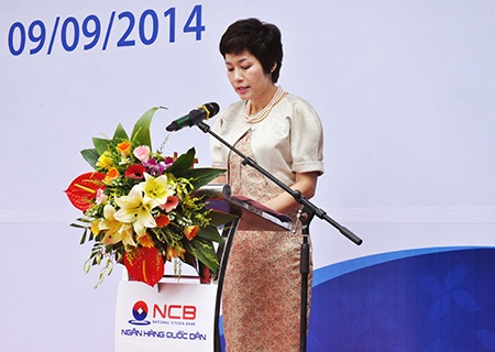 Bà Trần Hải Anh - Tổng Giám đốc NCB phát biểu tại buổi khai trương trụ sở mới CN Hà Nội