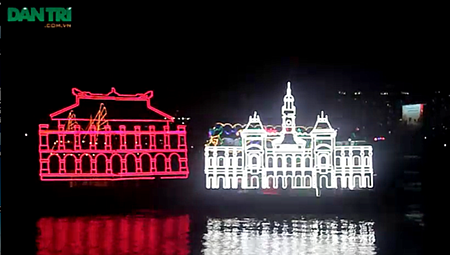 Lễ hội ánh sáng đầu tiên trên sông Sài Gòn - 1 Những địa danh nổi tiếng của thành phố được tái hiện trên các thuyền đăng