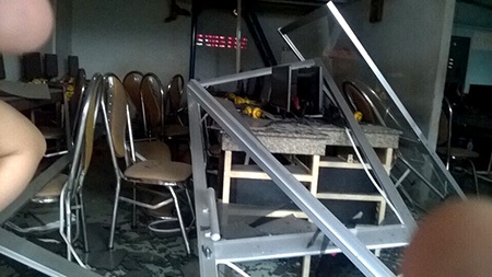 Hình ảnh tan hoang sau vụ nổ kinh hoàng, rung chuyển cả khu dân cư - 10 Nhiều căn nhà trong phạm vi hơn 50m2 bị ảnh hưởng nghiêm trọng