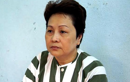 Dùng tài sản thế chấp “dỏm” để vay hơn 35 tỷ đồng của ngân hàng - 1 Bà Hạnh bị giam giữ tại cơ quan công an