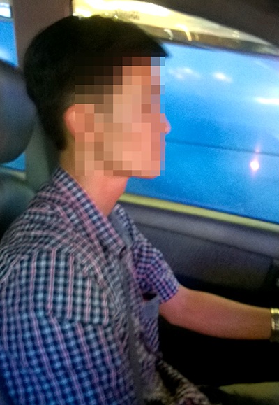 Hé lộ cách thức làm ăn qua "trần tình" của tài xế Taxi Uber - 2 Tài xế Kim L. điều khiển xe Innova đón khách