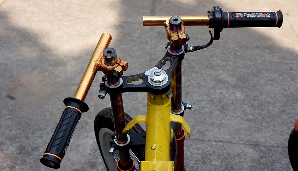 Không cần phanh trước, đèn, còi...