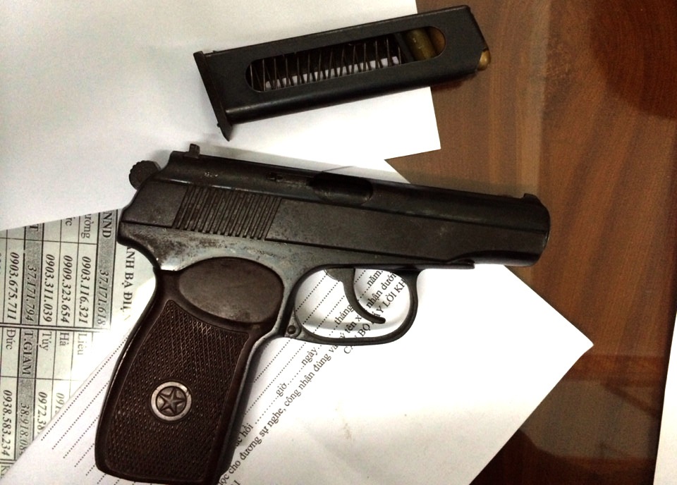 Hành trình truy bắt băng giang hồ thủ súng “phòng thân” - 3 Khẩu súng K59 được Hòa tiến mua với giá 5 triệu đồng bên Campuchia để phòng thân