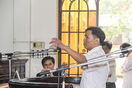 Vụ nổ súng tại Trạm CSGT Suối Tre: Khởi tố thêm một bị can - 1 Phiên tòa sơ thẩm ngày 26/8/2014 xử vụ cảnh sát giao thông bắn nhau