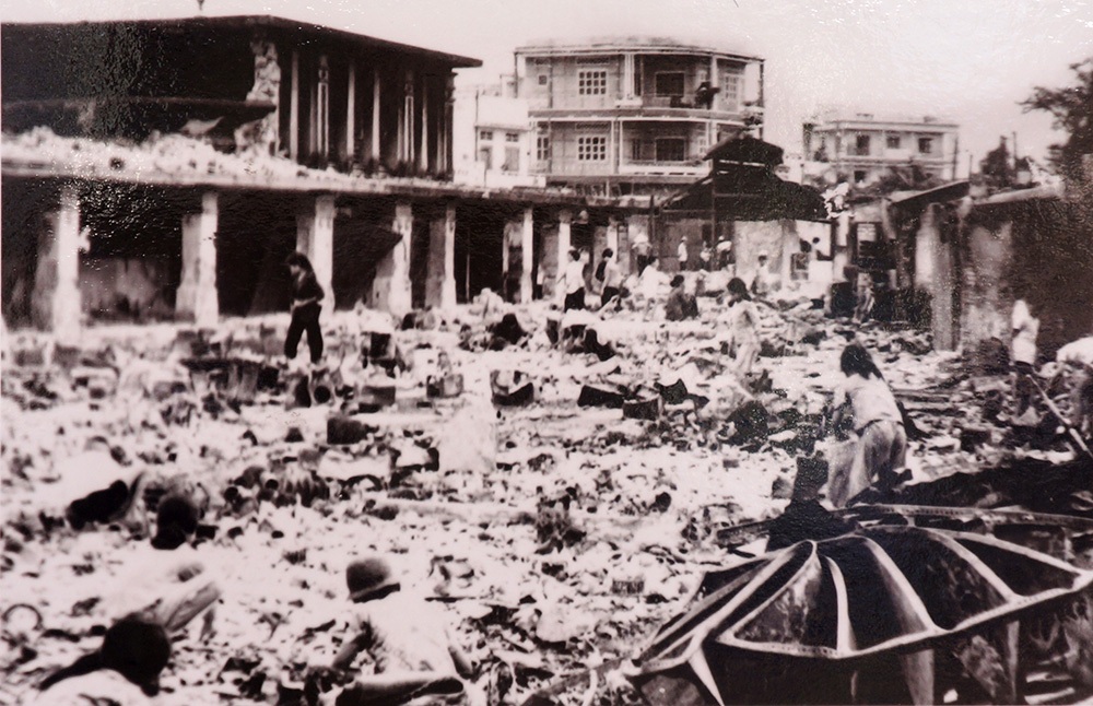 Chợ Phan Thiết bị tàn quân đốt sập trên đường tháo chạy chiều 18/4/1975