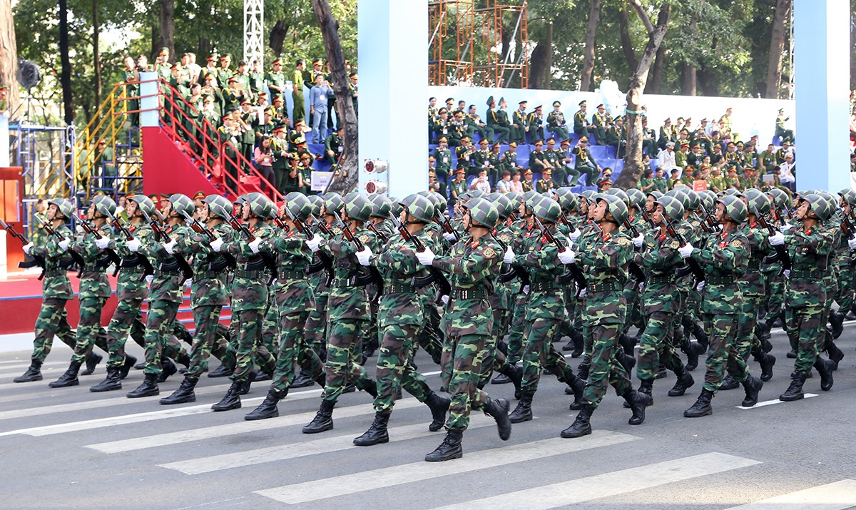 Trung Kiên - Quốc Phan