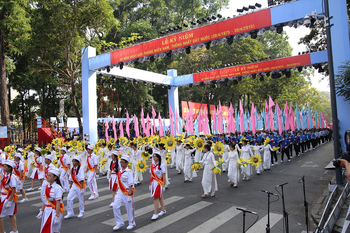 Khối diễu hành của thiếu niên, thanh niên Việt Nam