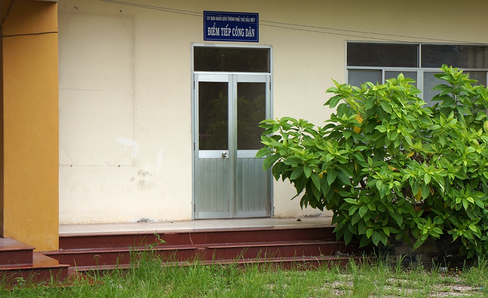 Những khu đất “vàng” bị bỏ hoang - 9 Phòng tiếp dân