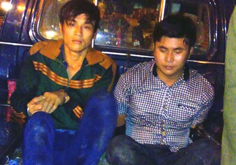 Hai đối tượng trong nhóm đi cắt trụ ATM trộm tài sản bị bắt nóng tại hiện trường