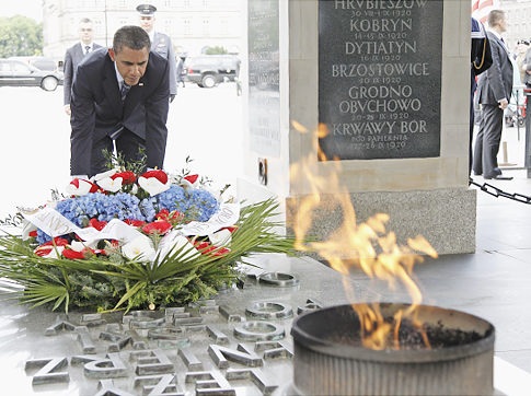 Mỹ theo đuổi quan hệ chặt chẽ hơn với Trung và Đông Âu - 1