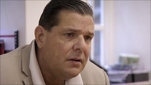 Người tiết lộ vụ nghe lén bị phát hiện đã chết - 1