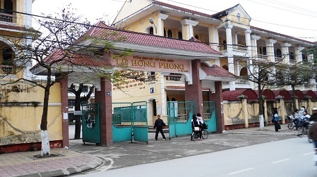 Công bố nội dung kiến thức đề thi lớp 10 THPT Chuyên Lê Hồng Phong - 1 Trường THPT Chuyên Lê Hồng Phong, Nam Định.