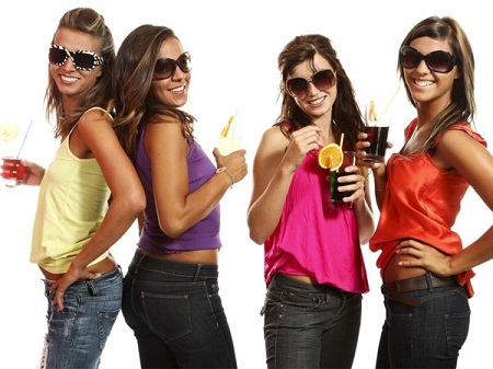 Ước muốn của phụ nữ có chồng - 1 1. Tụ tập với bạn thân