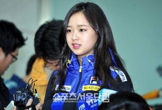 Son Yeon Jae: Búp bê xinh đẹp và tài năng của thể thao Hàn Quốc - 11 Cô được xem là hoa khôi tại ASIAD năm nay