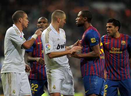 Real Madrid - Barcelona: "Siêu kinh điển" của niềm kiêu hãnh - 1 Real Madrid - Barcelona: "Siêu kinh điển" của niềm kiêu hãnh - 1