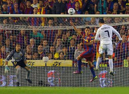 Real Madrid - Barcelona: "Siêu kinh điển" của niềm kiêu hãnh - 3 Real Madrid - Barcelona: "Siêu kinh điển" của niềm kiêu hãnh - 3