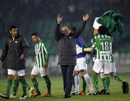 Barcelona - Real Betis: Sẵn sàng cho El Clasico - 2