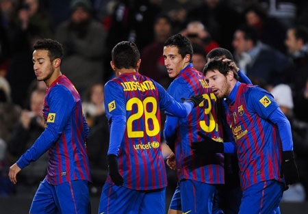 Những khoảnh khắc đẹp trên sân Nou Camp - 4