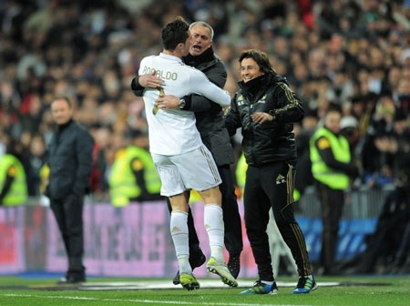 Mourinho sẽ trở về Stamford Bridge cùng C. Ronaldo?