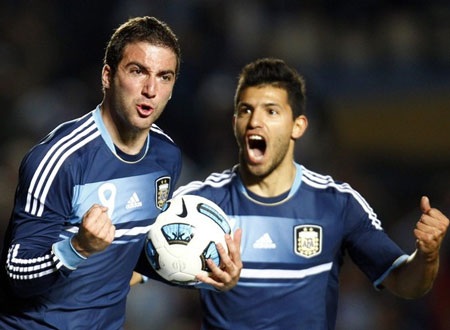 Real Madrid lên kế hoạch bom tấn: Aguero = Higuain + 10 triệu euro - 1 Real Madrid lên kế hoạch bom tấn: Aguero = Higuain + 10 triệu euro