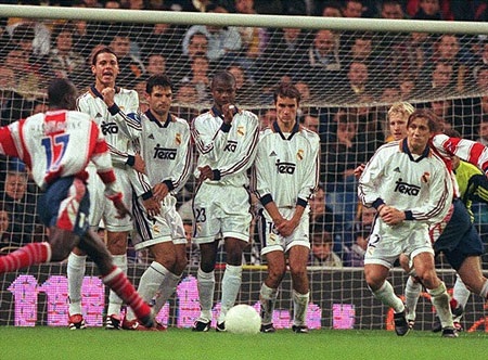 Derby Madrid qua những bức ảnh lịch sử - 13 Derby Madrid qua những bức ảnh lịch sử