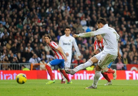 Derby Madrid qua những bức ảnh lịch sử - 17 Derby Madrid qua những bức ảnh lịch sử