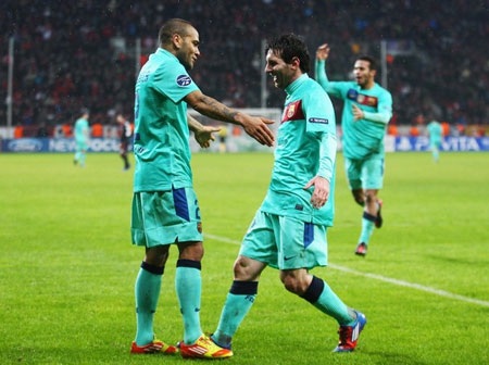 Dani Alves: 15 bàn thắng, 57 pha kiến tạo và hơn thế nữa… - 2 Dani Alves: 15 bàn thắng, 57 pha kiến tạo và hơn thế nữa…