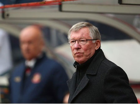 Ferguson: MU sẽ không tiêu tiền ngu ngốc như Man City - 1 Ferguson: MU sẽ không tiêu tiền ngu ngốc như Man City