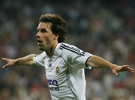 Nistelrooy giã từ sự nghiệp bóng đá: Tạm biệt Van Gol