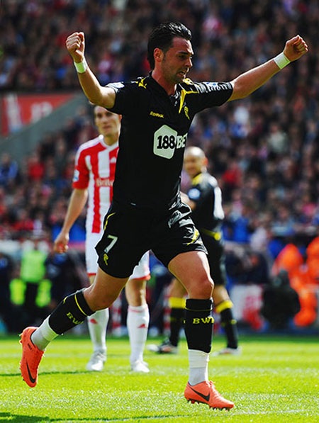 Nhìn lại những phút nghẹt thở của Ngày phán quyết Premier League