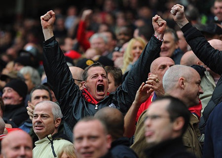 Nhìn lại những phút nghẹt thở của Ngày phán quyết Premier League