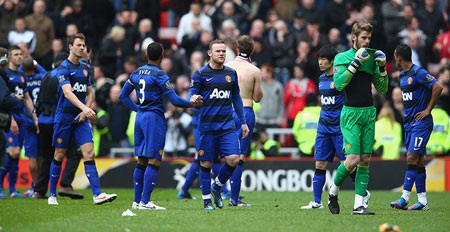 Nhìn lại những phút nghẹt thở của Ngày phán quyết Premier League