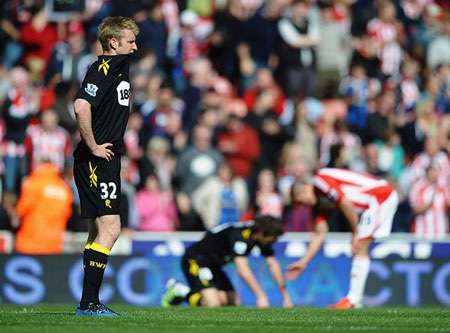 Nhìn lại những phút nghẹt thở của Ngày phán quyết Premier League