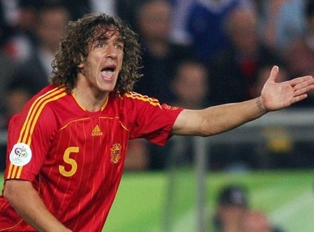 Carles Puyol không thể cùng Tây Ban Nha tham dự EURO 2012 - 1 Carles Puyol không thể cùng Tây Ban Nha tham dự EURO 2012