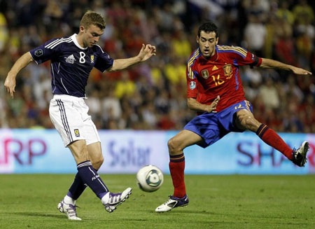 Carles Puyol không thể cùng Tây Ban Nha tham dự EURO 2012 - 3 Carles Puyol không thể cùng Tây Ban Nha tham dự EURO 2012