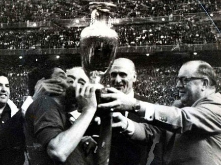 VCK Euro 1964: Bàn thắng lịch sử của Marcelino - 2 VCK Euro 1964: Bàn thắng lịch sử của Marcelino