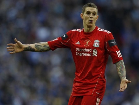 Man City sẵn sàng chi đậm để "rút ruột" Liverpool - 1 Liverpool sẽ bán Daniel Agger nếu được giá