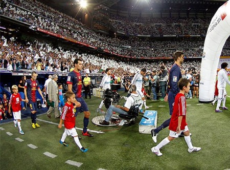 Nhìn lại những khoảnh khắc lịch sử Real Madrid đánh bại Barcelona - 1 Nhìn lại những khoảnh khắc lịch sử Real Madrid đánh bại Barcelona