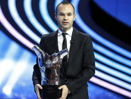 Phần thưởng xứng đáng cho những cống hiến của Iniesta