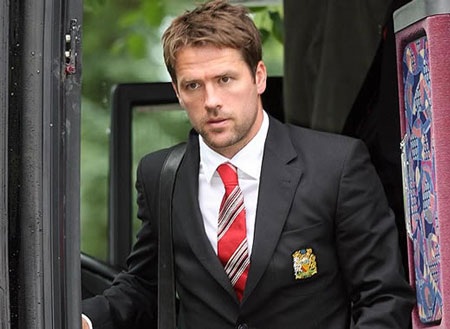 Hình ảnh cảnh sát tóm cổ tên đạo chích cả gan lẻn vào nhà Owen