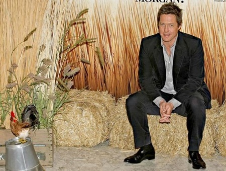 Beckham: Người đàn ông mặc vest quyến rũ nhất thế giới - 5 5. Hugh Grant