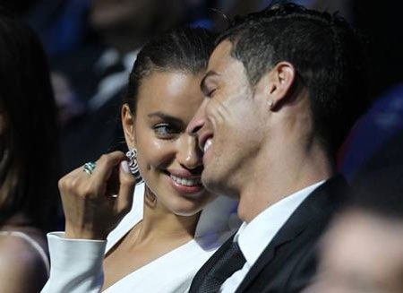 Nguyên nhân nào khiến C.Ronaldo không vui? - 4 Sức hấp dẫn từ những đội bóng khác: