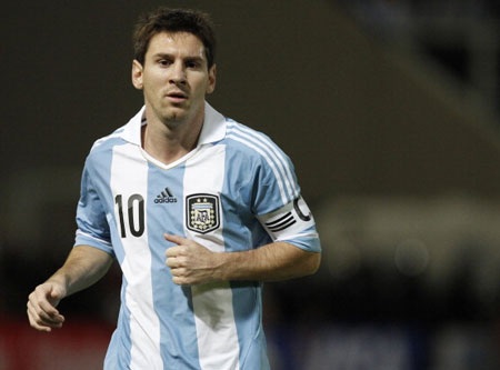 Messi đang là chân sút xuất sắc nhất năm 2012 - 1 Messi có cơ hội rất lớn để vượt xa kỷ lục ghi bàn ở năm 2011
