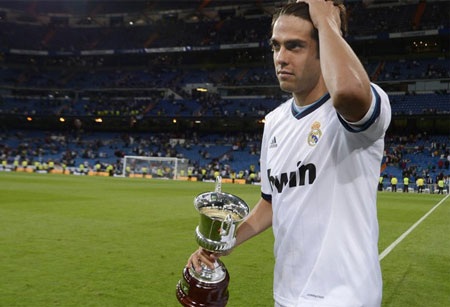 Real Madrid hủy diệt Millonarios 8-0 tại Bernabeu Cup - 9 Với màn trình diễn chói sáng, Kaka được bình chọn là cầu thủ xuất sắc nhất trận đấu.
