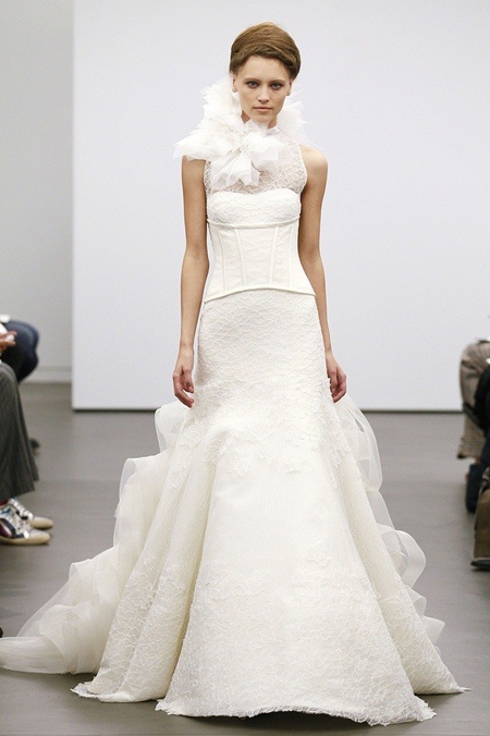 Hóa công chúa cổ tích với BST váy cưới Vera Wang - 9 Thúy Hạnh