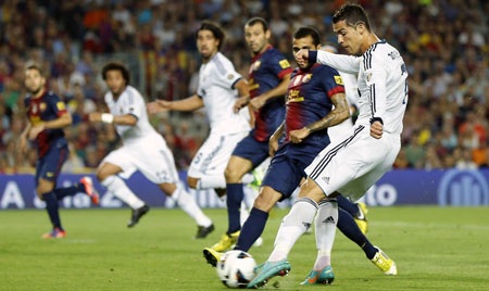 Gương mặt đầy nuối tiếc của Sergio Ramos khi bỏ lỡ một cơ hội ghi bàn tuyệt vời cho Real Madrid.