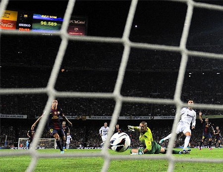 Niềm vui tưởng chừng bất tận của Barcelona…