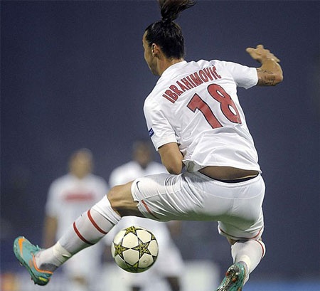 Những khoảnh khắc ấn tượng nhất lượt trận thứ 3 Champions League - 20 Ngôi sao Ibrahimovic tiếp tục thăng hoa trong màu áo đội bóng mới Paris Saint Germain.