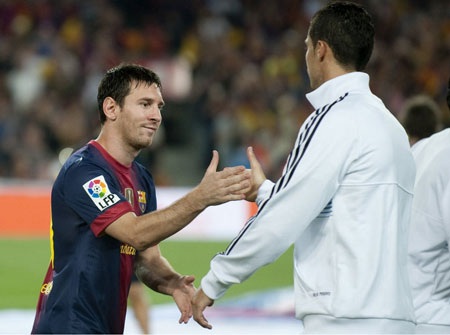 Messi và C.Ronaldo đang tạo nên cuộc đua săn bàn vô tiền khoáng hậu